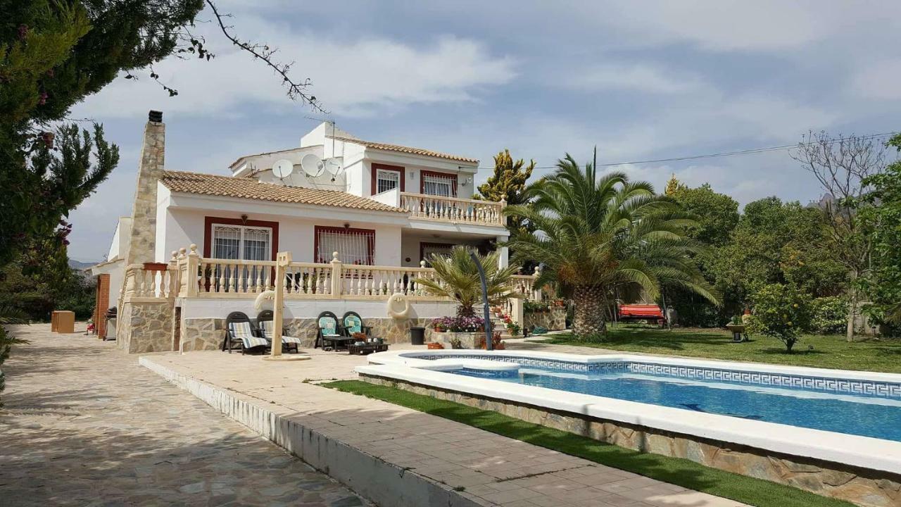 בוסוט Casa De Los Amigos מראה חיצוני תמונה