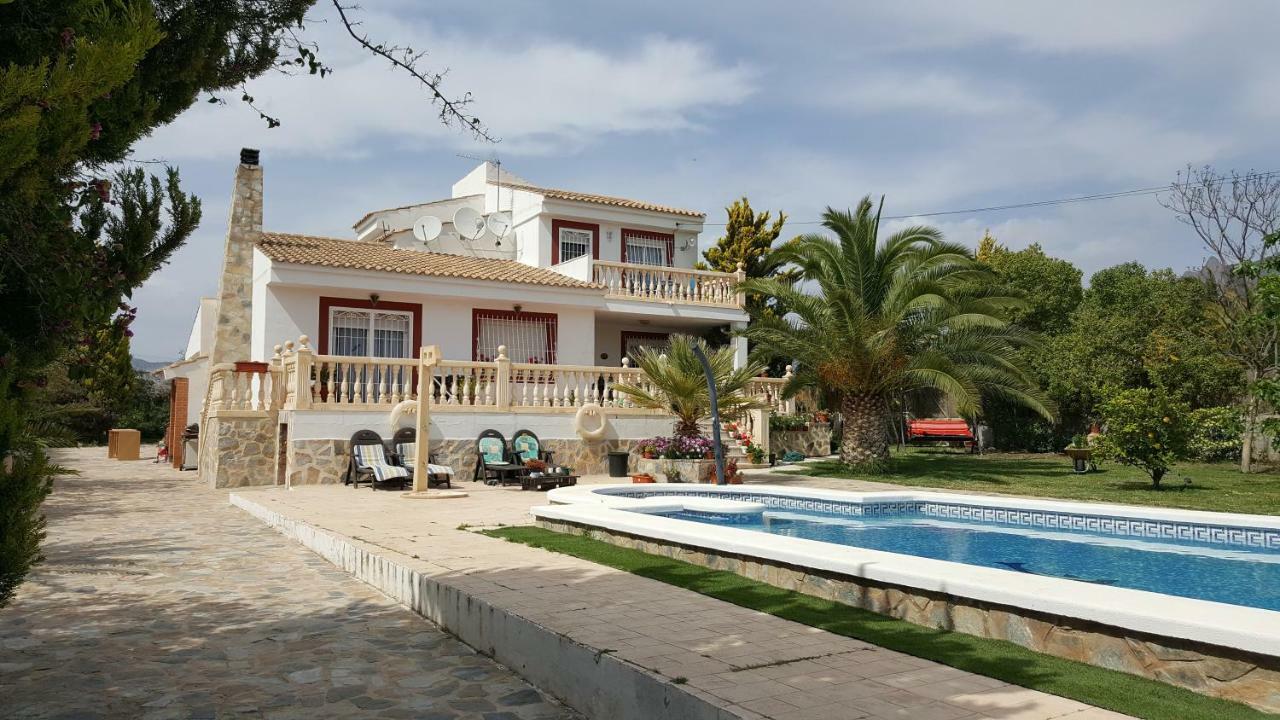 בוסוט Casa De Los Amigos מראה חיצוני תמונה