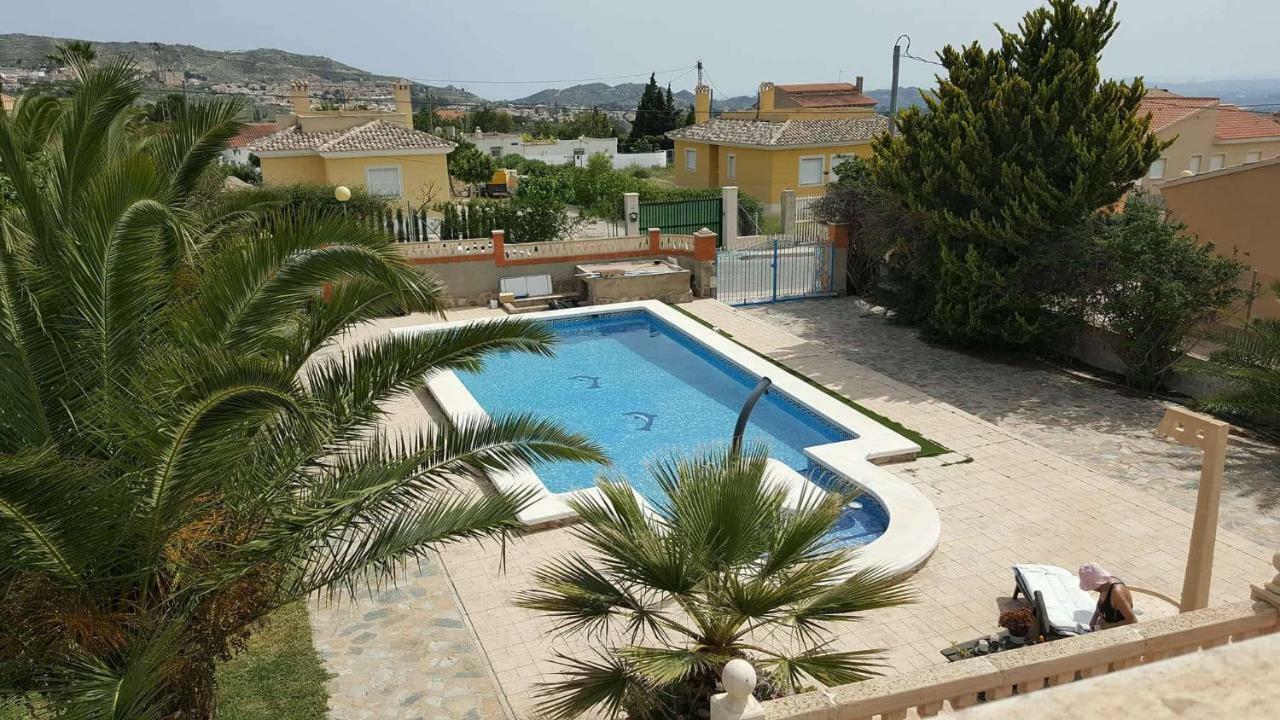 בוסוט Casa De Los Amigos מראה חיצוני תמונה